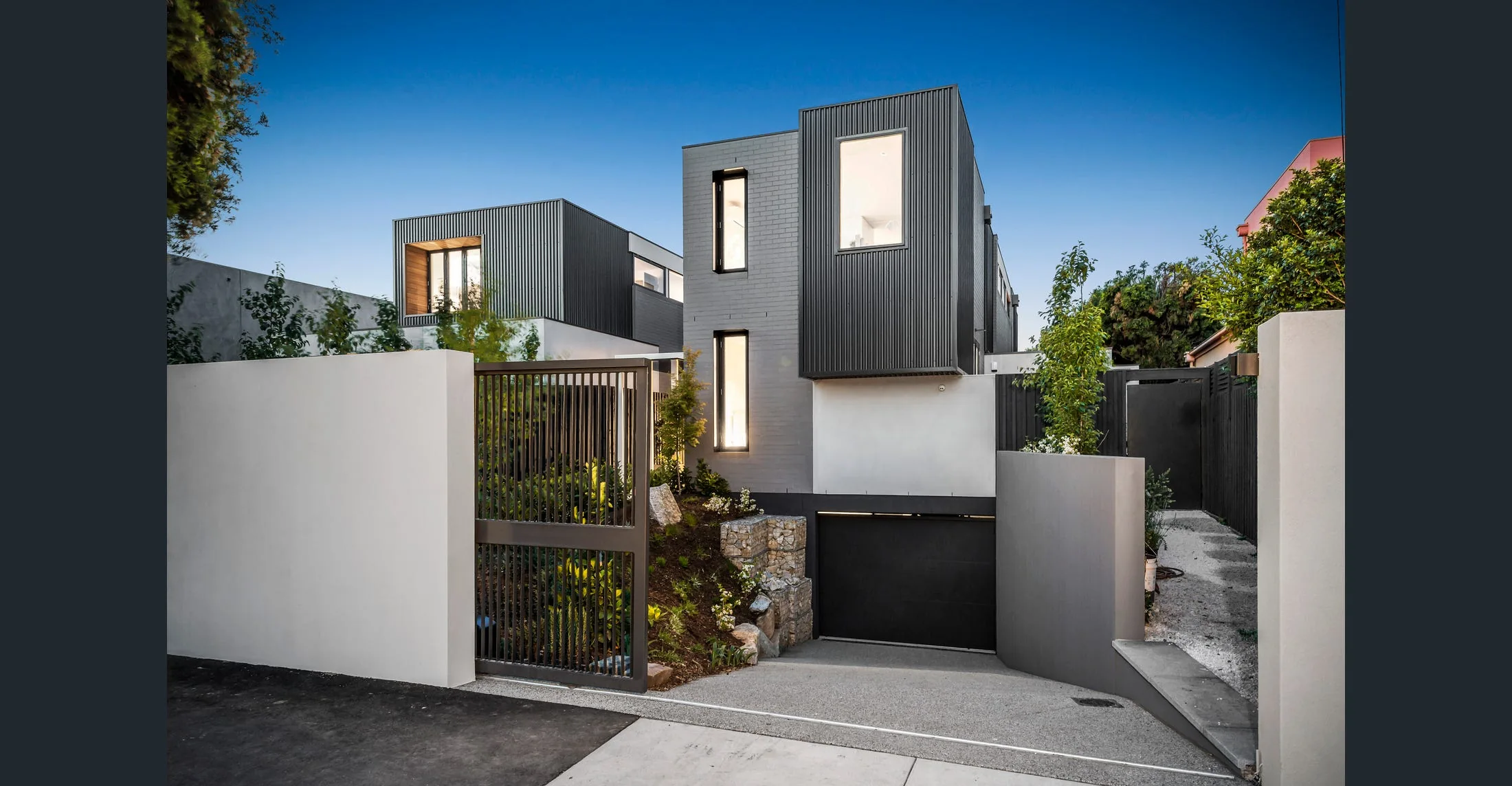 25 Wolsley Drive, Brighton project cover